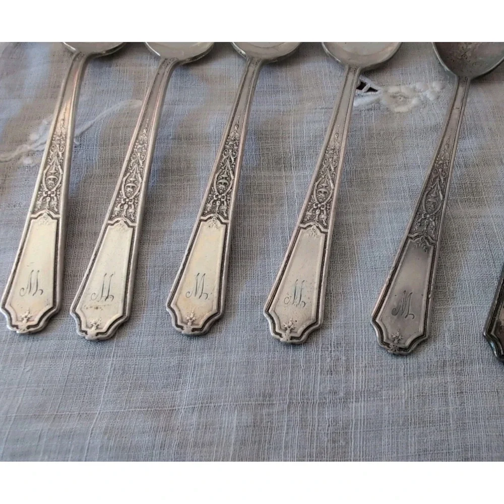 1847 ROGERS BROS Ancestral Silverplate‎ Flatware 8 Spoons 1 Butter Monogram W/M